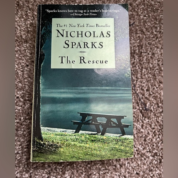 Lot of 4- Nicholas Sparks- Paperback Editions - Picture 2 of 9